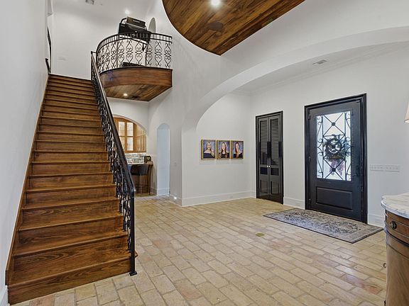 4th image of 4700 W Cypress Landing Dr
