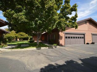22032 Grove Cir, Red Bluff, CA 96080