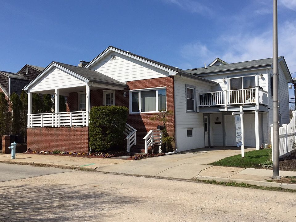 1st image of 111 Pacific Blvd