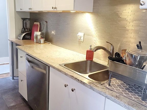 4th image of 311 S Clarkson St