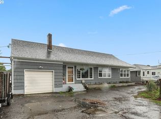 5011 Mountain View Dr, Tillamook, OR 97141