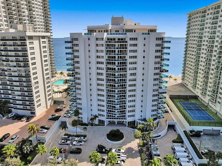 3430 Galt Ocean Dr #304 — Photo 60