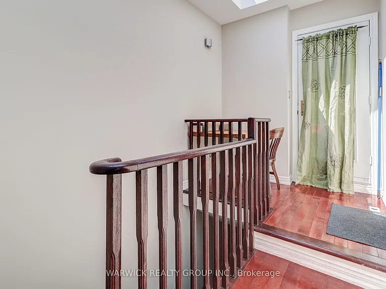 645 Davenport Rd #10 — Photo 20