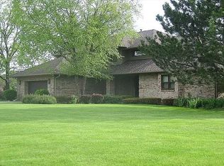 5329 Oak Grove Dr, Long Grove, IL 60047