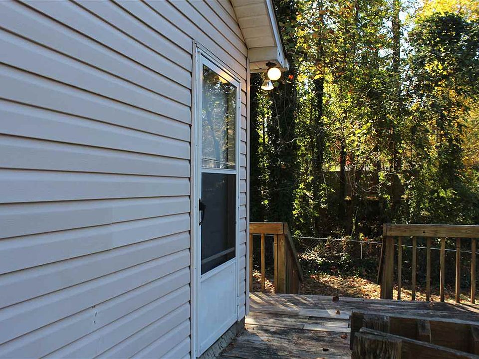 2nd image of 163 Old Petrie Rd