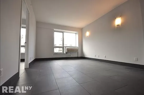 Rented by REAL New York | media 12