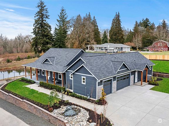 3rd image of 2815 116th Avenue Ct E