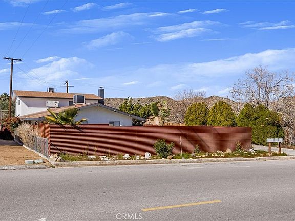 3rd image of 7428 Acoma Trl
