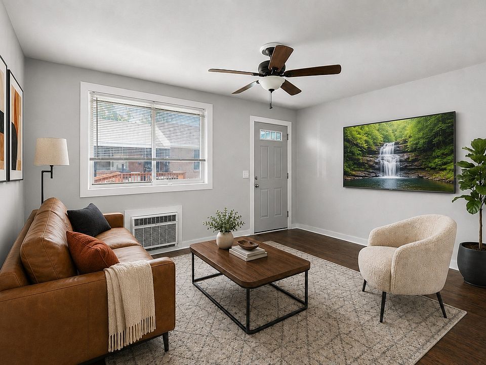 Living Room (virtually staged)