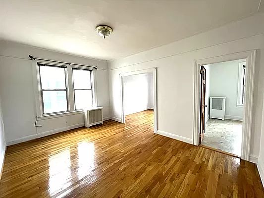 3rd image of 3931 50th Ave