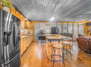 5263 Coy Burgess Loop, Defuniak Springs, FL 32435