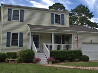 8 Routten Rd, Hampton, VA 23664