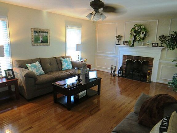 5th image of 1607 Meadowview Ln