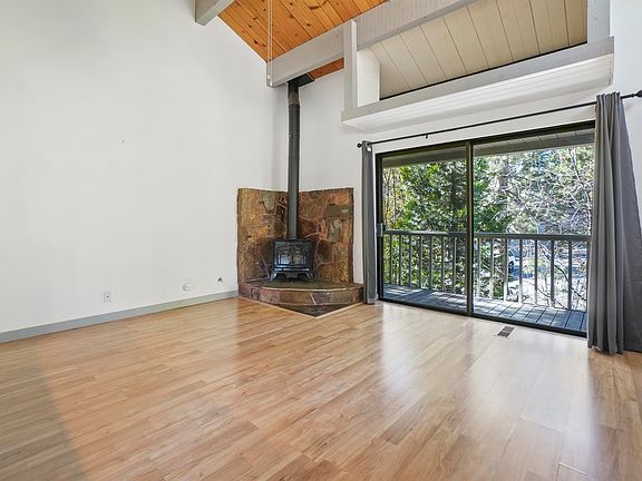 4th image of 1001 Commonwealth Dr #177