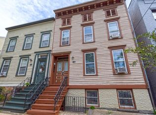 29 Bleecker Pl, Albany, NY 12202