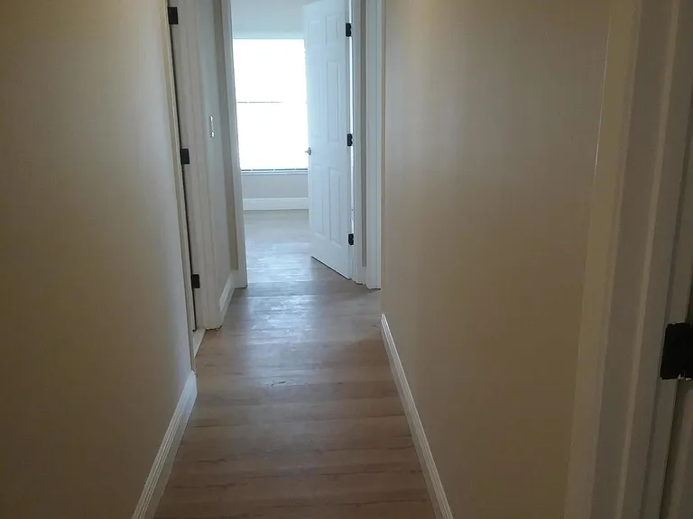 21071 Woodspring Ave — Photo 16