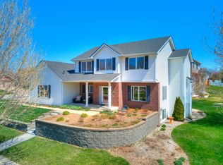 3347 Foxley Dr, Ames, IA 50010