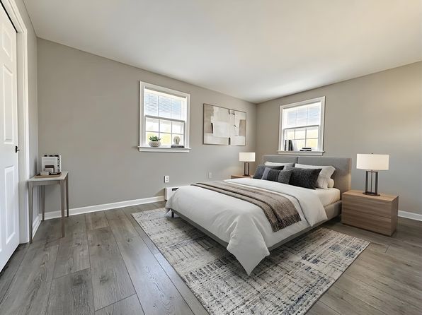 2 Meisner Cir APT 11