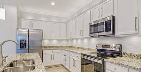 2nd image of 9217 Glenforest Dr