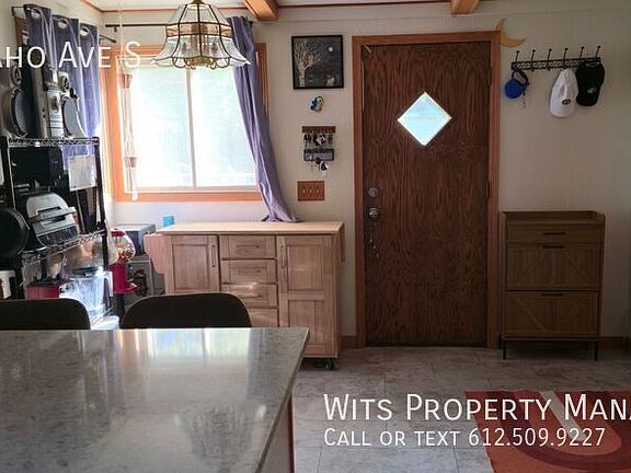 3rd image of 3278 Idaho Ave S
