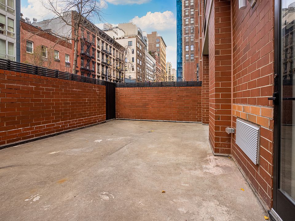 1st image of 250 W 19th St #1CC