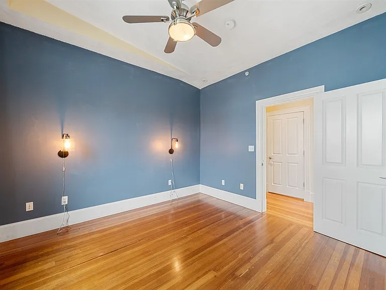 118 Perkins St #3 — Photo 11