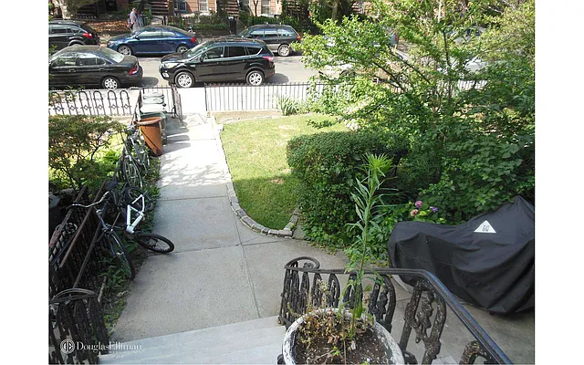 Rented by Douglas Elliman | media 3