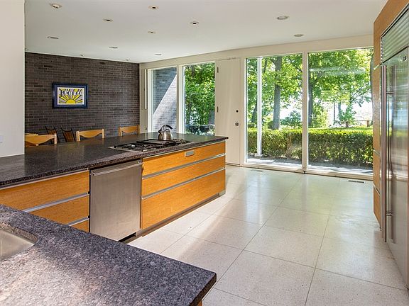 5th image of 65 Prospect Ave #1
