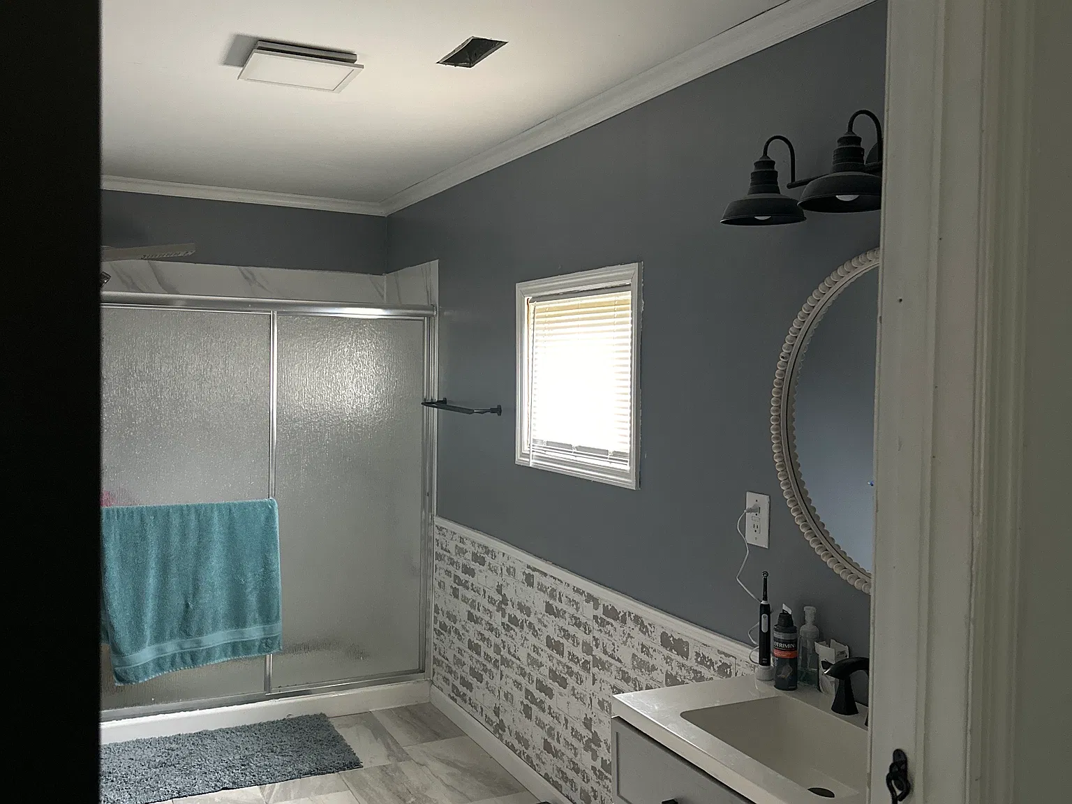 3 bed, 1600 sqft, $1,700 — Photo 4