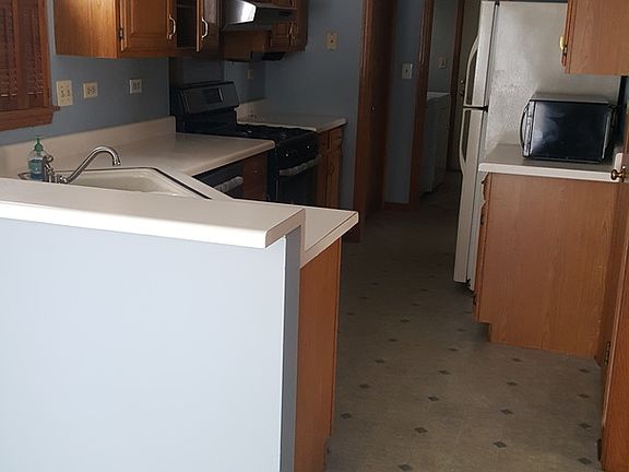 4th image of 1850 Wildwood Ln