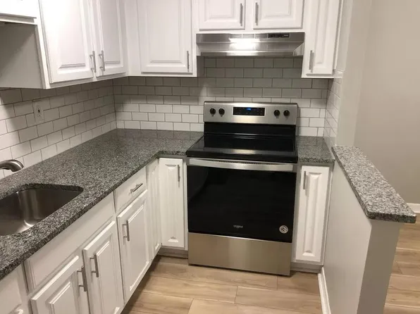 Broadway Place, 177 Broadway #C8, Norwich, CT 06360