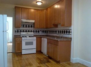 12 Barnes St APT 5, Providence, RI 02906