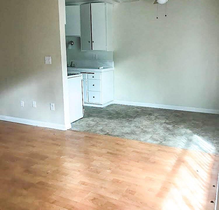 2nd image of 620 N Oakland Ave APT 5