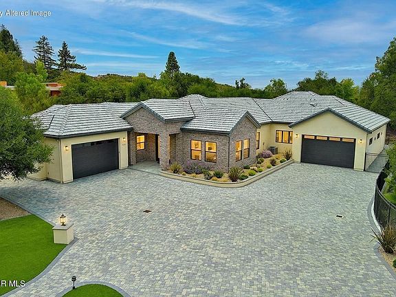 2nd image of 395 Sherwood Ct