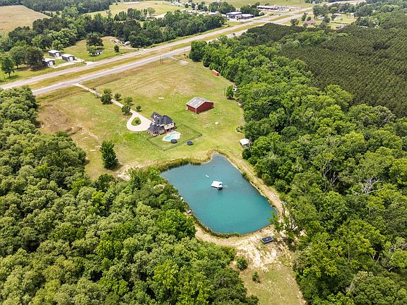 3rd image of 8901 State Highway 31 Hwy E