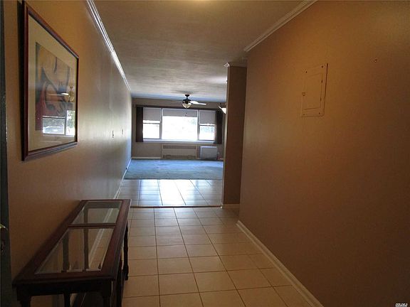 2nd image of 324 Post Ave APT 4E