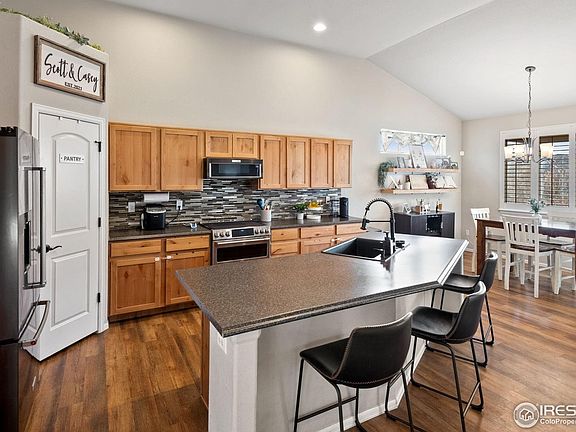 4th image of 2076 Peach Blossom Dr