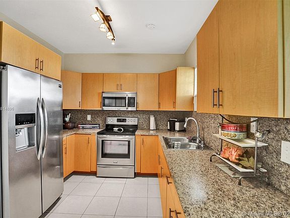 4th image of 3451 NW 213th St