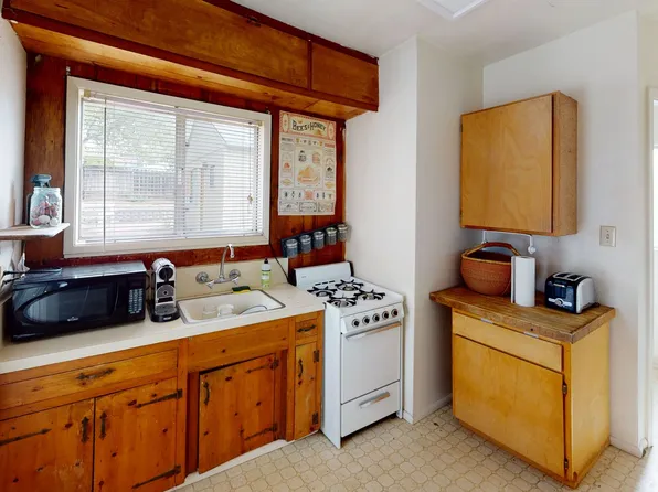 Kentucky, 480, 480 Kentucky St #B, San Luis Obispo, CA 93405