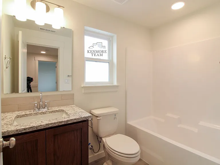 366 Aeon Dr — Photo 18