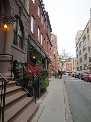 Rented by Waverly Realty Associates | media 49