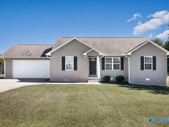 129 Granite Cir, Albertville, AL 35950
