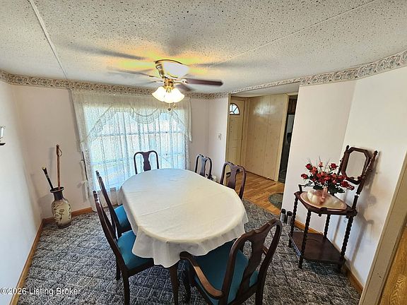 5th image of 481 Yorkshire Blvd