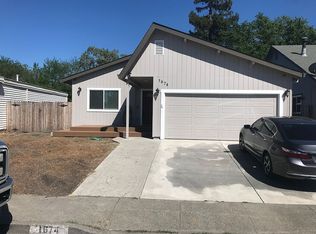 1674 Greeneich Ave, Santa Rosa, CA 95401