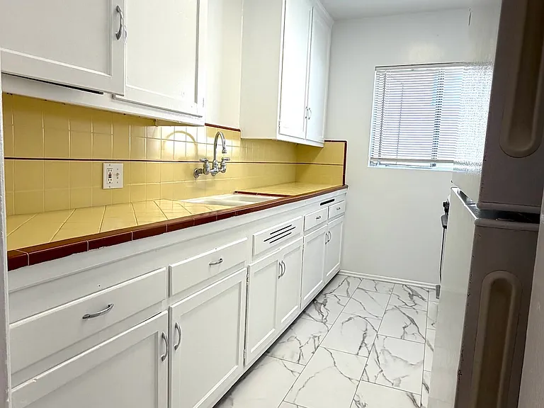5937 Gregory Ave #5826-4 — Photo 1