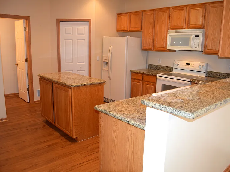 2008 Stahlke Way — Photo 5