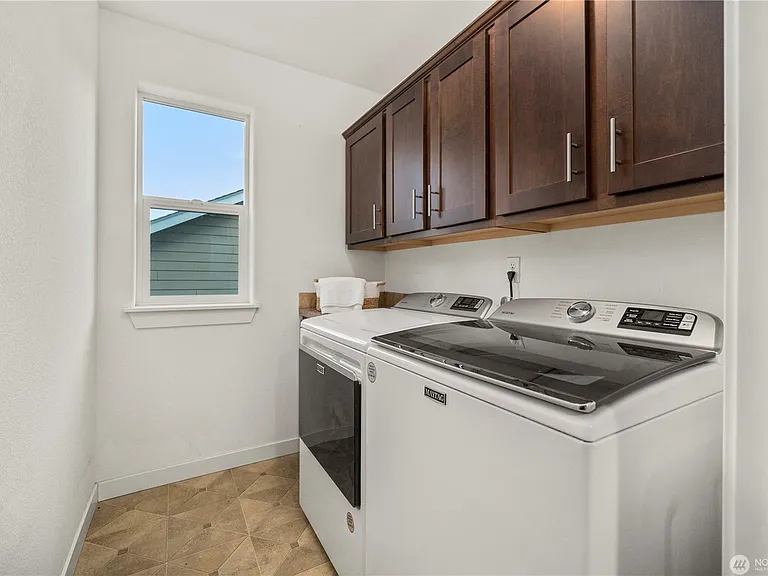24309 229th Ct SE — Photo 28