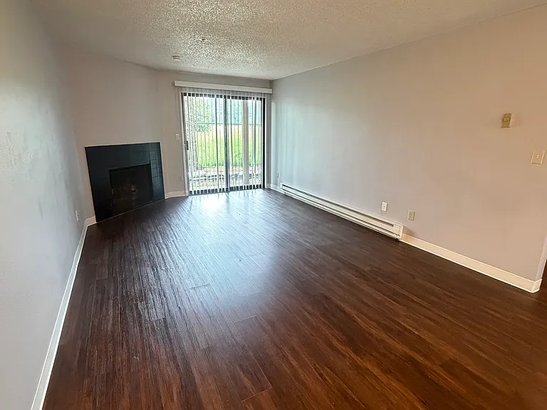 3440 I St NE #R103 — Photo 11