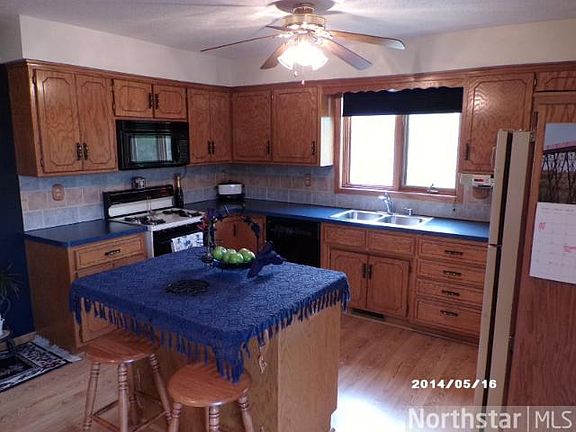 4th image of 931 Douglas Ct