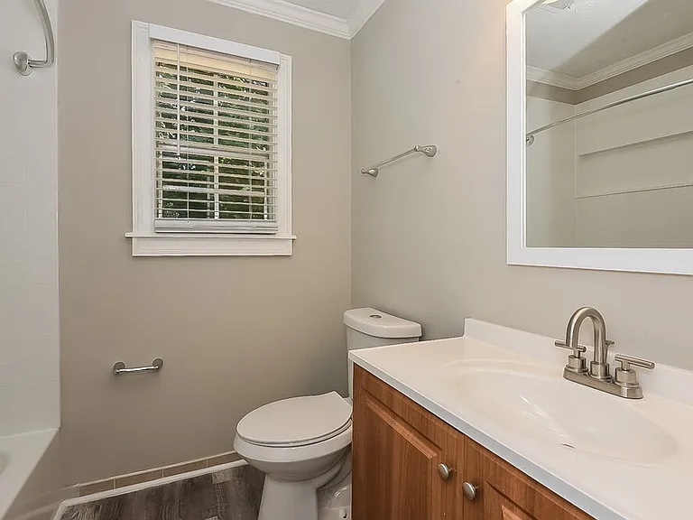 885 Trace Cir NE — Photo 16